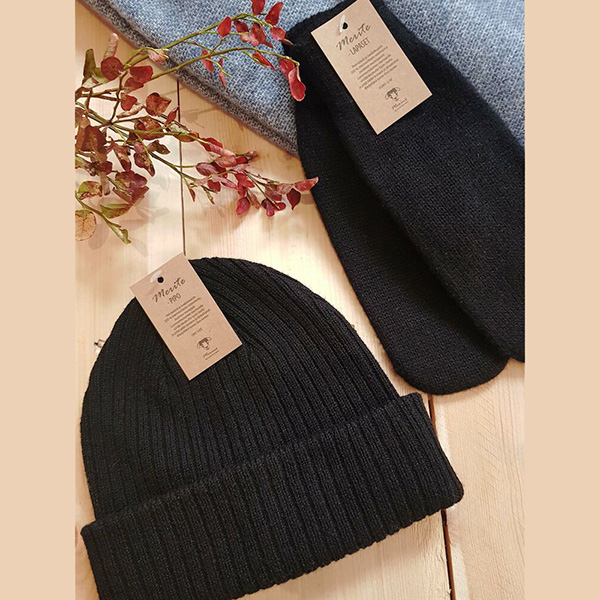 Meride-lahjasetti brodeerauksella